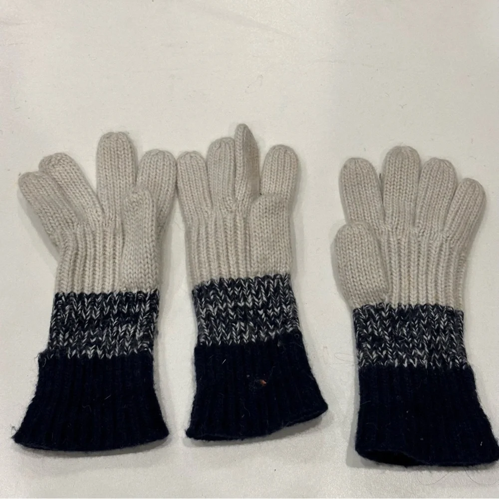 Portolano knot tri color tweeded cashmere gloves- extra glove included